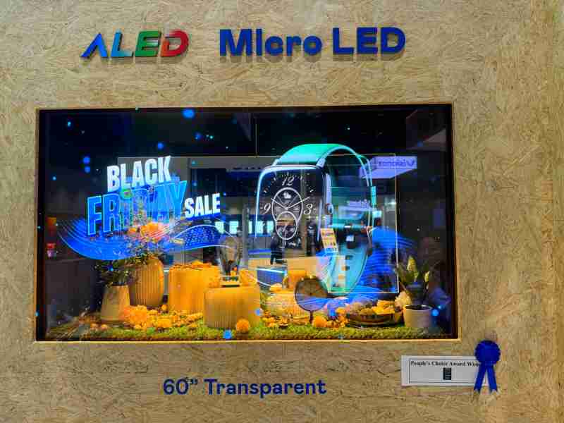 汇旺支付60吋高透明度Micro LED显示器获”最佳Micro LED技术应用奖”，，，将Micro LED面板透明化之设计特性极致发挥，，以可扩展性无缝拼接技术打造，，，，具备600 nits全画面亮度、、、大于60%穿透率及超过NTSC 110%的优异广色域表现，，，，可依需求灵活应用于各种场域